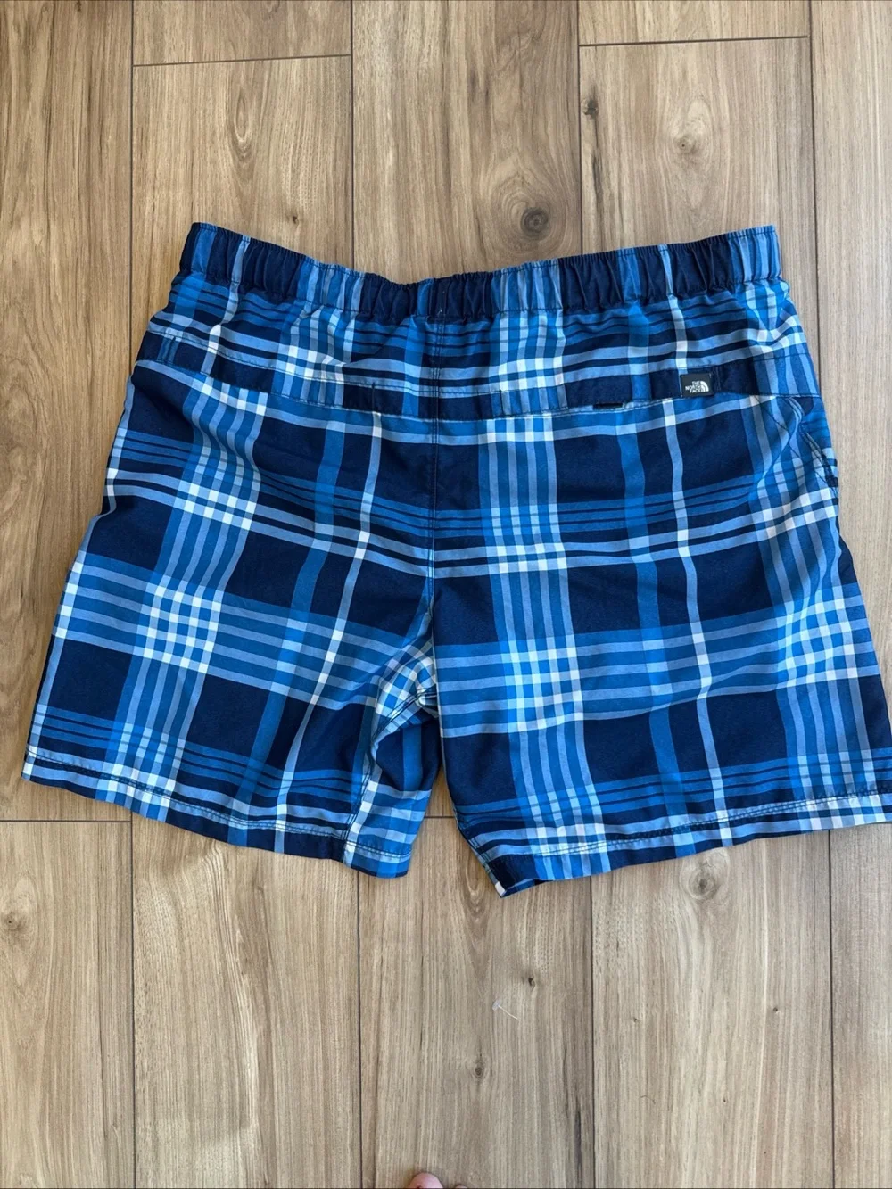 The North Face Swimwear Board Shorts Men’s Sz Large Belted Blue Plaid Lined
